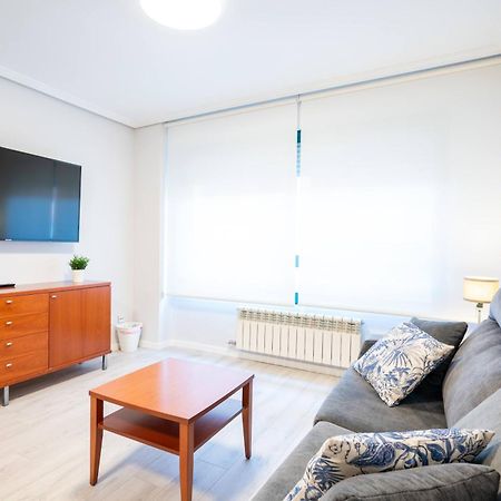 Apartamentos Go - Genova Parquesol - Parking Gratuito Βαγιαδολίδ Εξωτερικό φωτογραφία